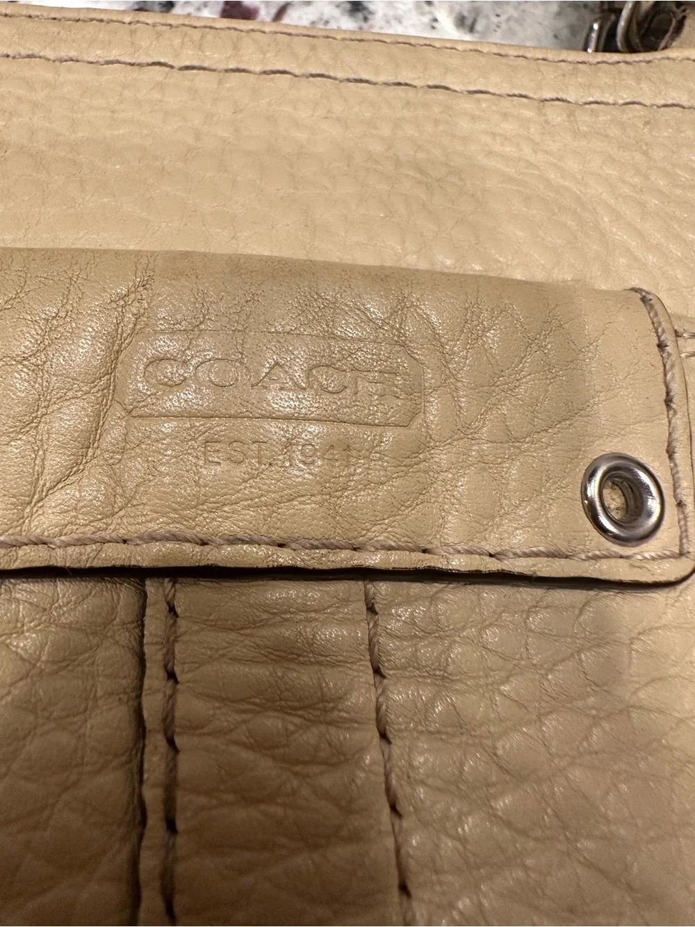 Coach Soft Pebbled Leather Tote Bag Cream Beige Shoulder Purse F13089